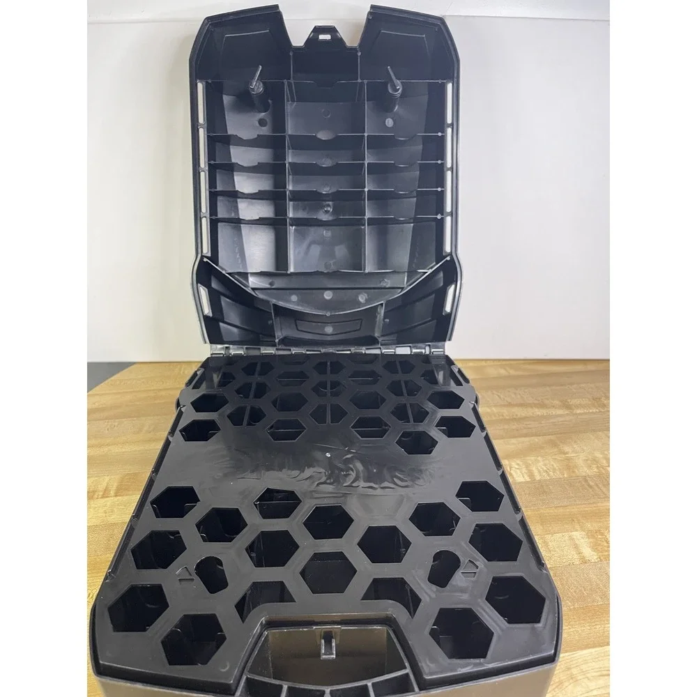 HOT WHEELS WHEELED STORAGE CARRY CASE He's missing‎ a tire